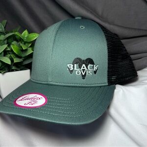 NWOT Blackovis Women’s Silicone Logo Trucker Hat